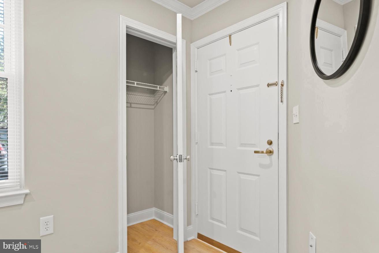 1641 International Dr #th-24 Property Photo 5