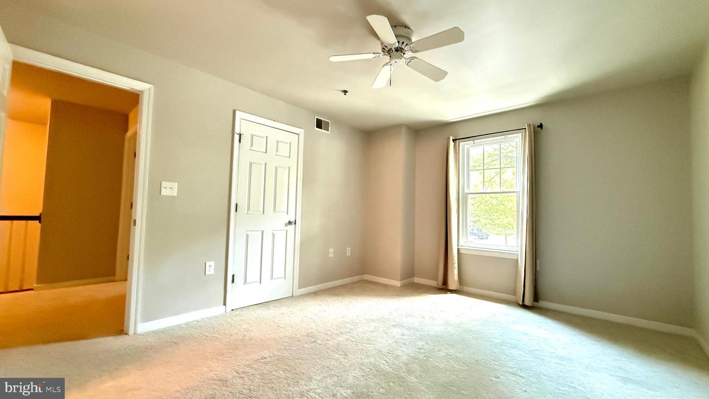 1641 International Dr #th-24 Property Photo 11