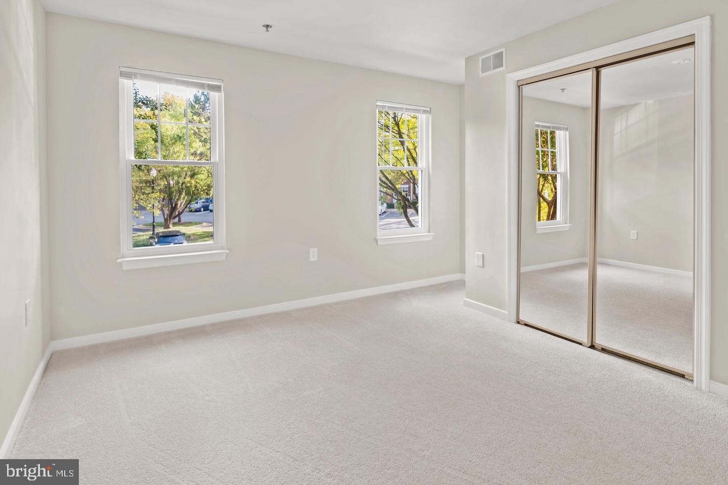 1641 International Dr #th-24 Property Photo 16
