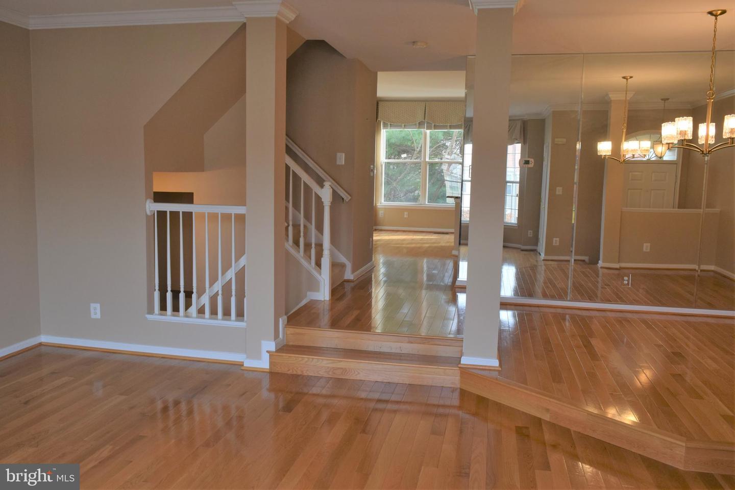 8933 Royal Astor Way Property Photo 7