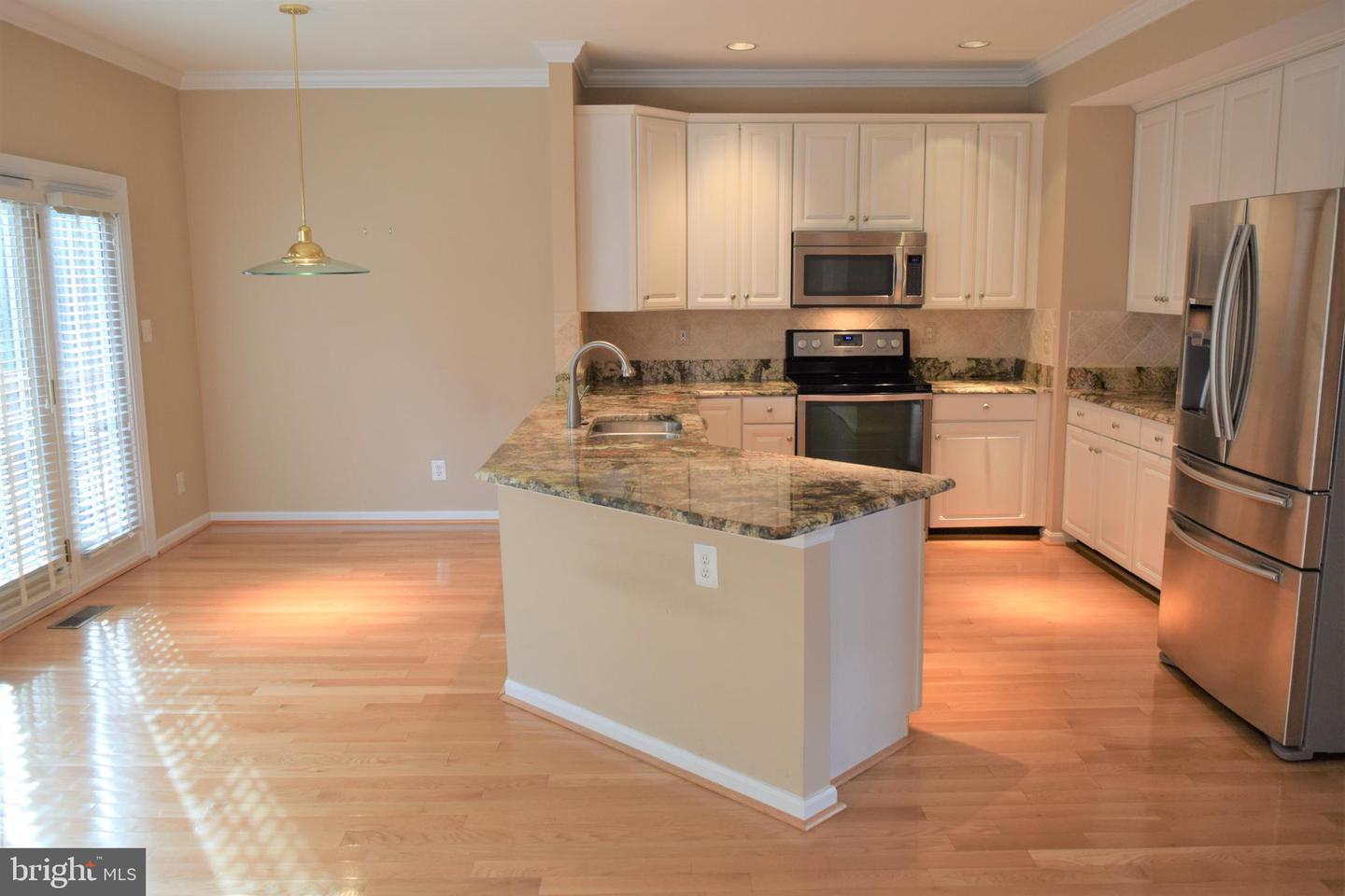 8933 Royal Astor Way Property Photo 19