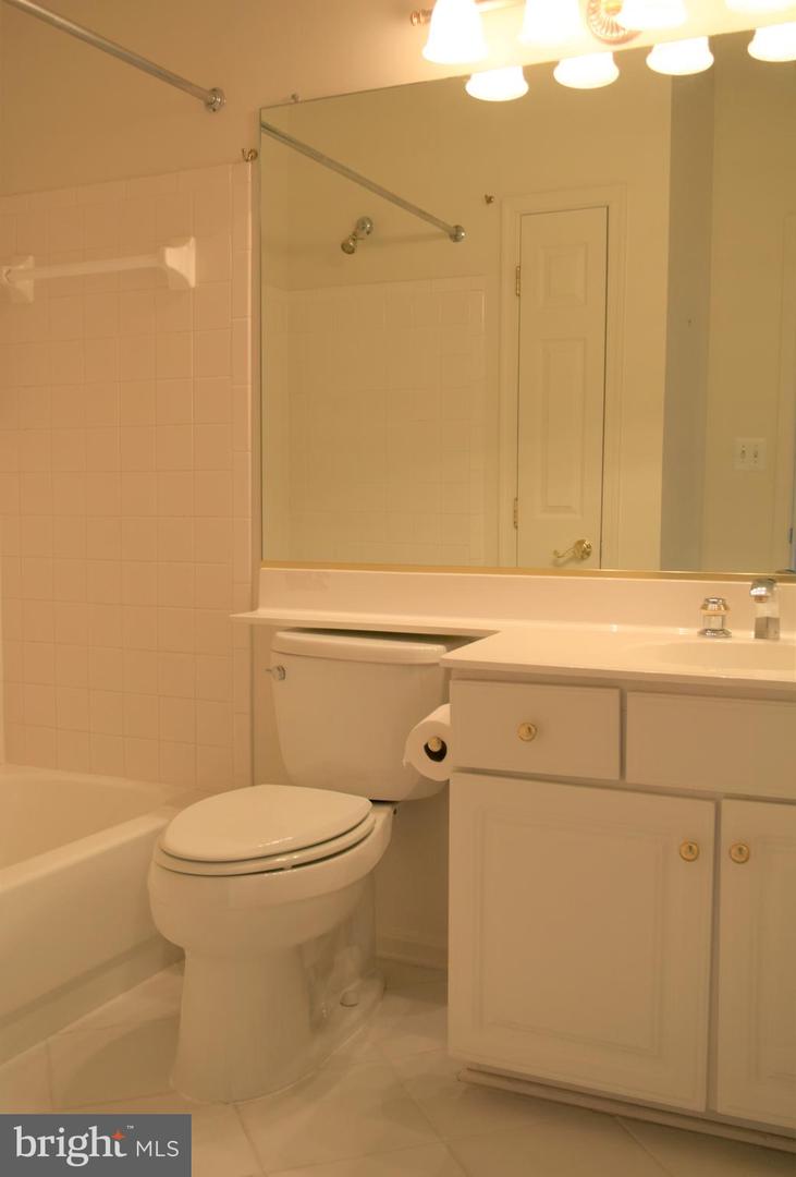 8933 Royal Astor Way Property Photo 36