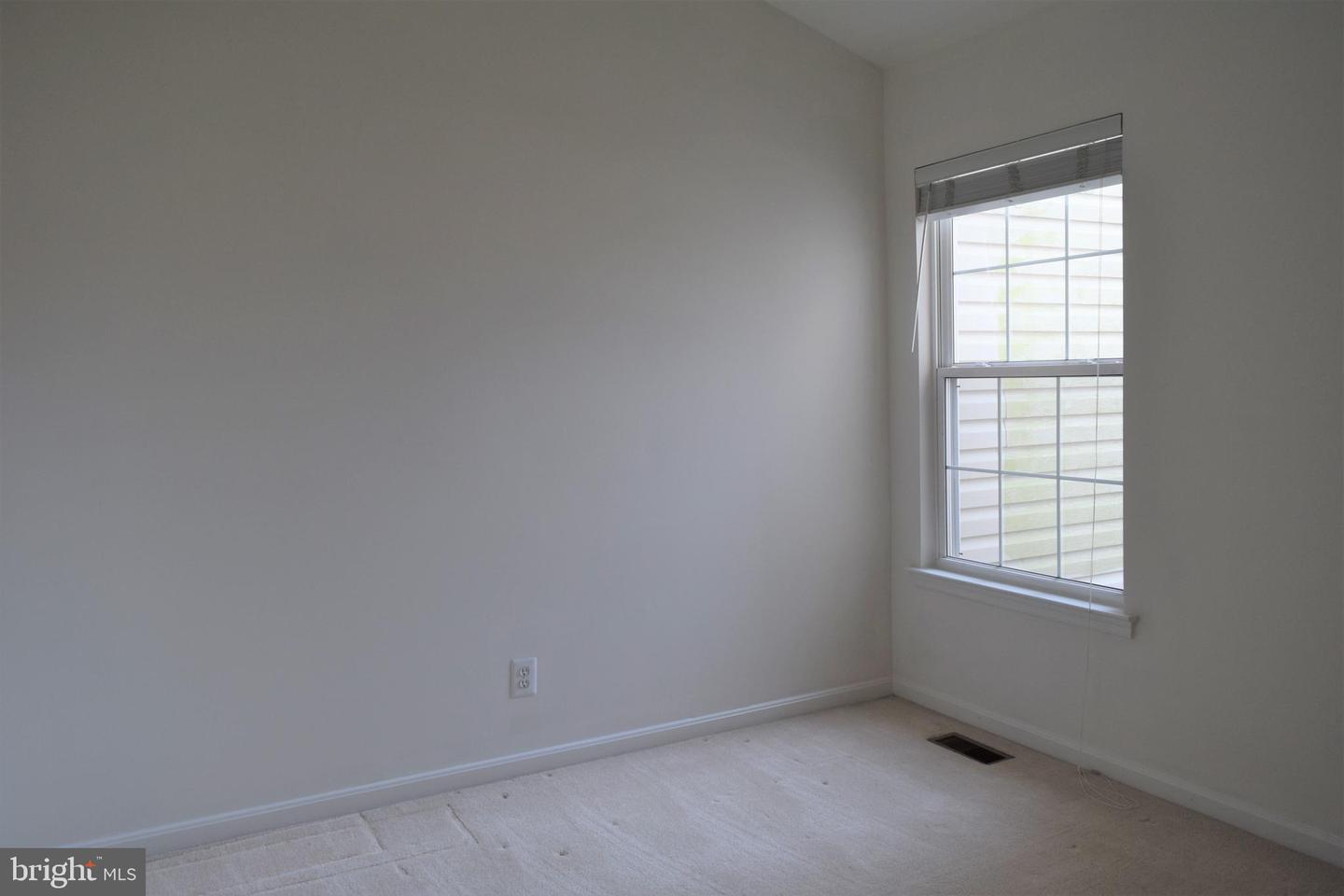 8933 Royal Astor Way Property Photo 38