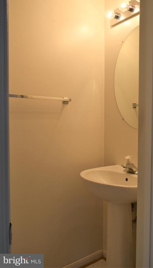 8933 Royal Astor Way Property Photo 45