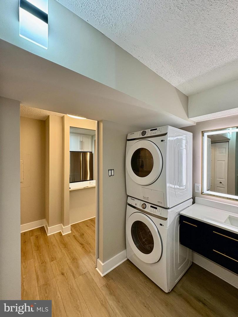 6800 Fleetwood Rd #208 Property Photo 17