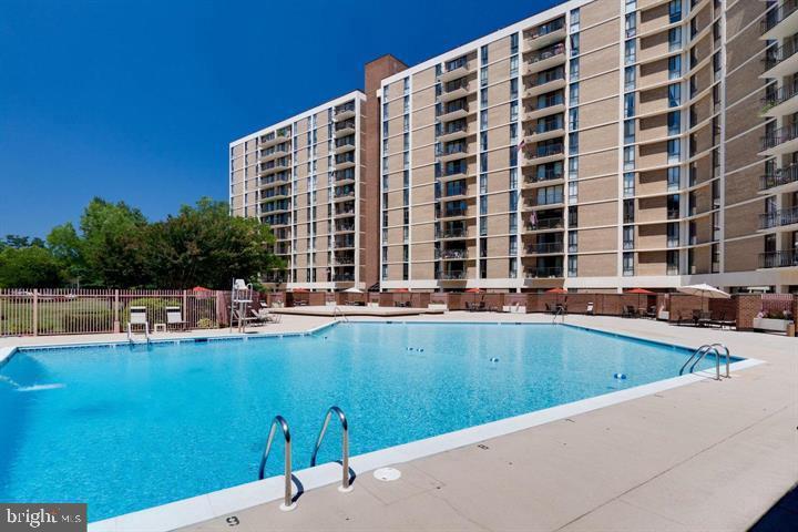 6800 Fleetwood Rd #208 Property Photo 28