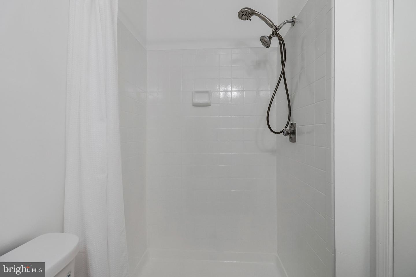 7621 Virginia Avenue Property Photo 12