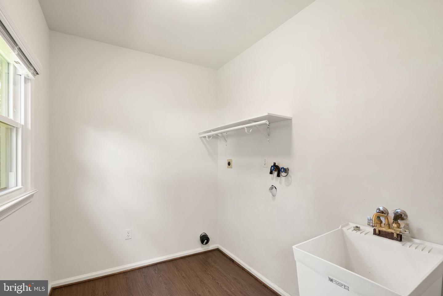 8902 Huxley Ct Property Photo 12