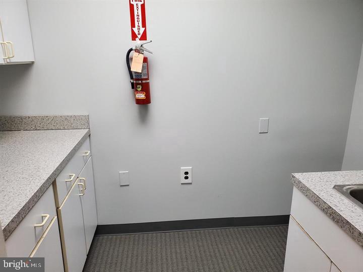 7535 Little River Tpke #208a Property Photo 8