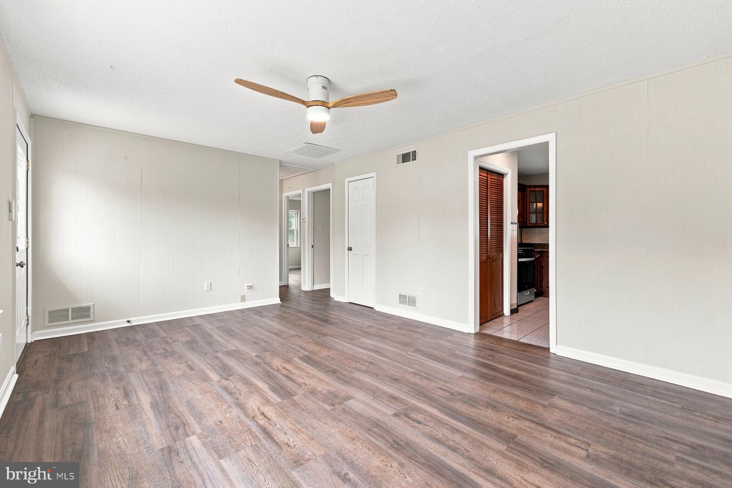 6607 Dorset Dr Property Photo 6