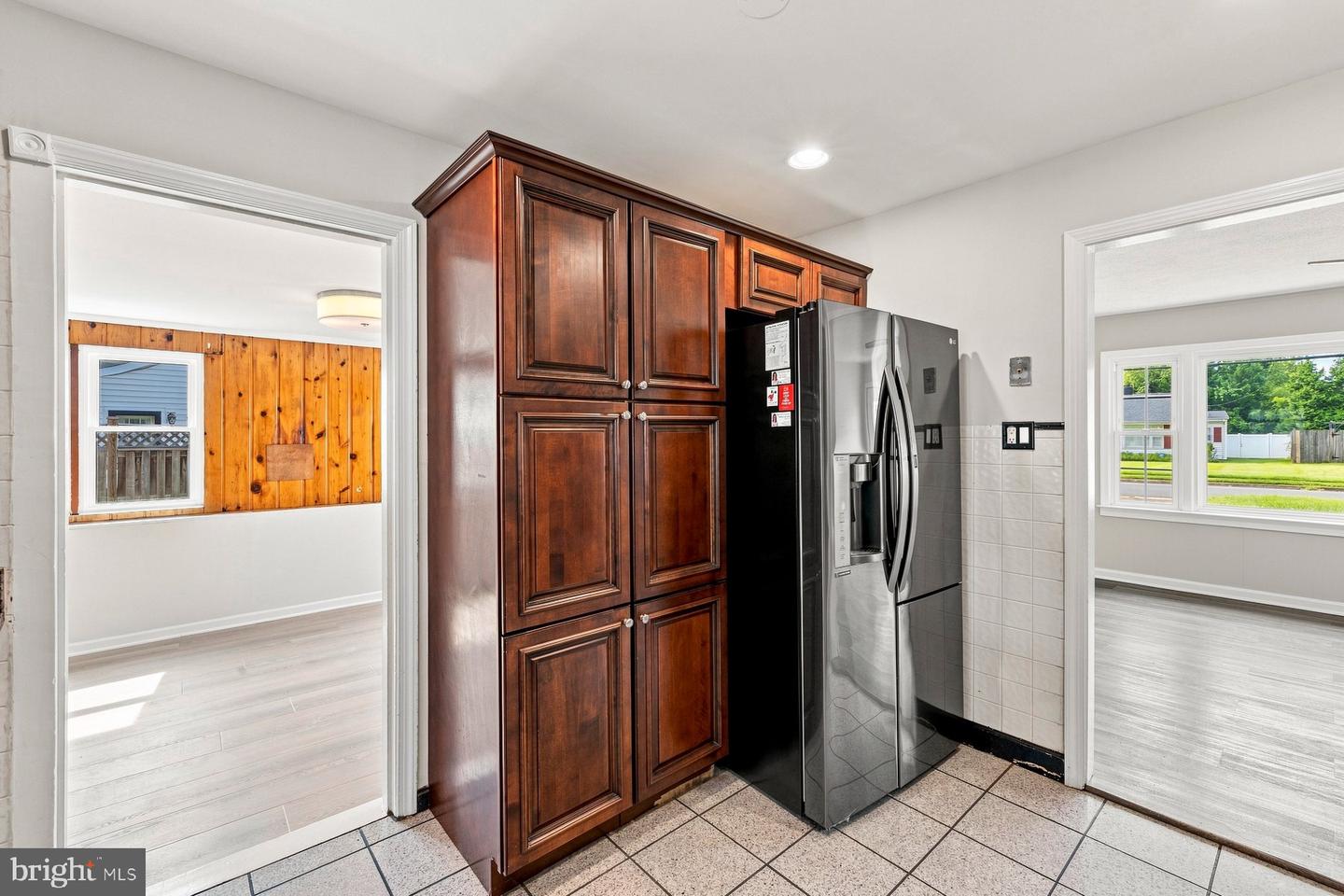 6607 Dorset Dr Property Photo 9