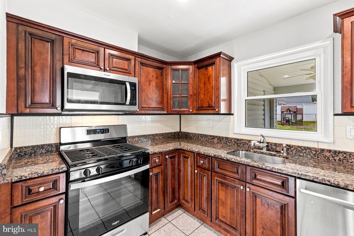6607 Dorset Dr Property Photo 10