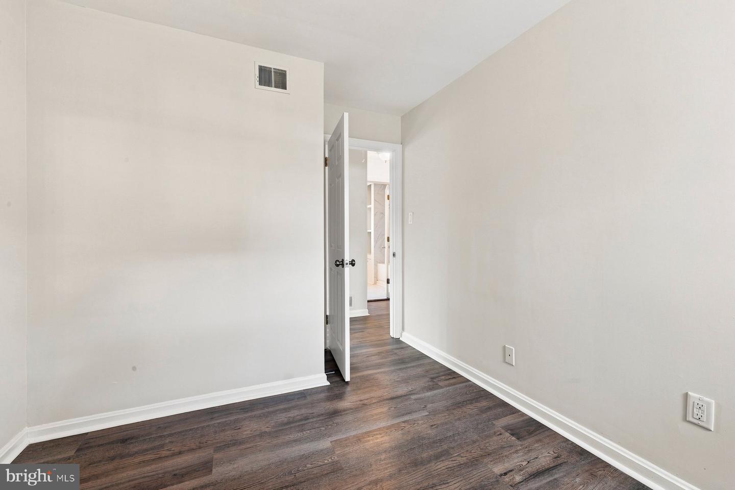 6607 Dorset Dr Property Photo 15