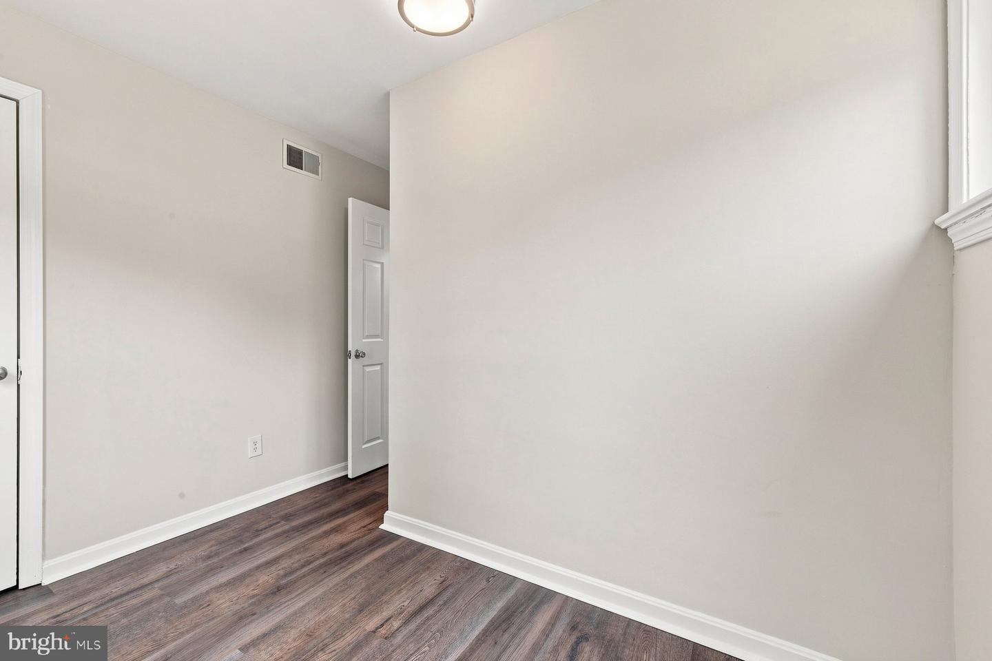 6607 Dorset Dr Property Photo 24
