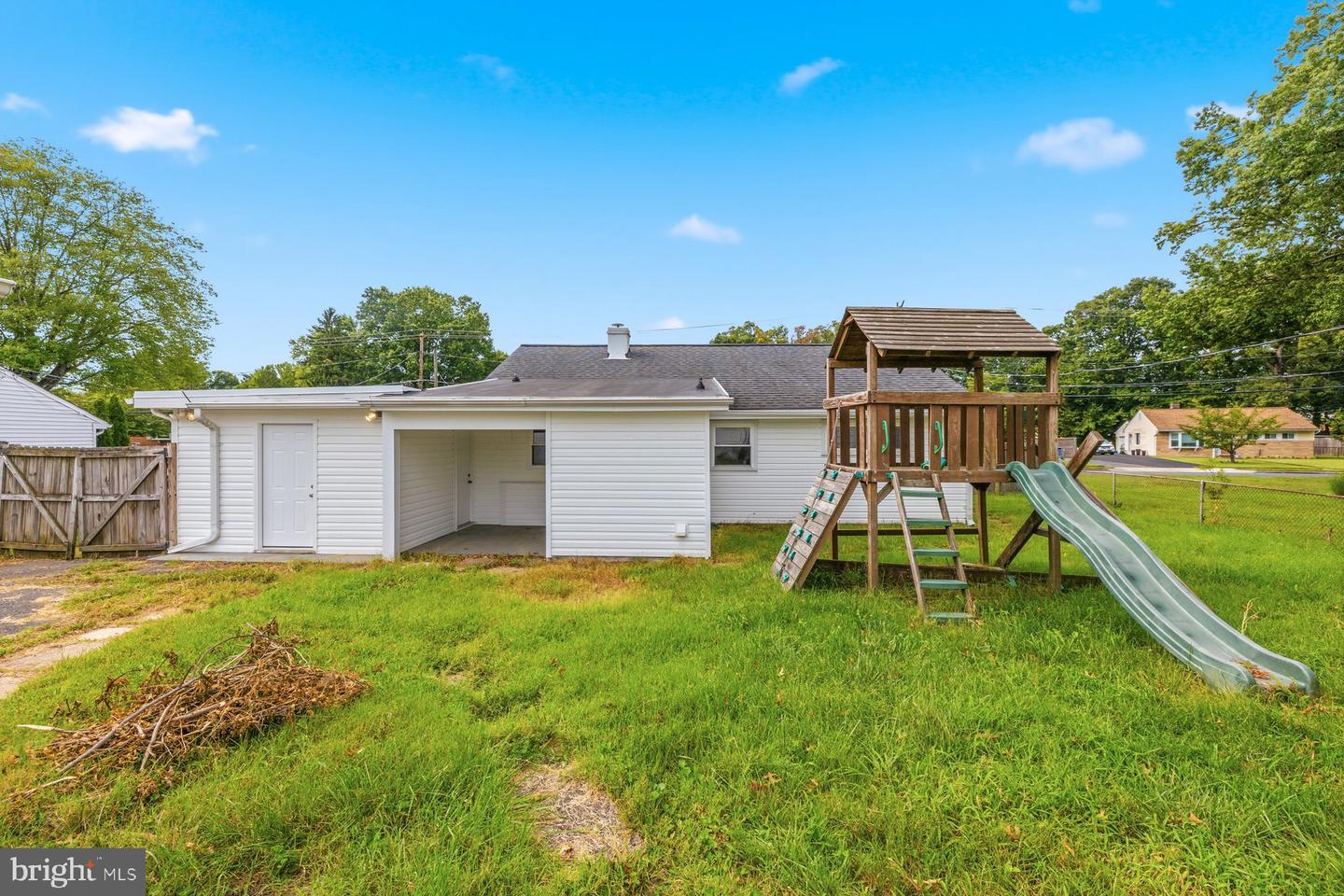 6607 Dorset Dr Property Photo 27