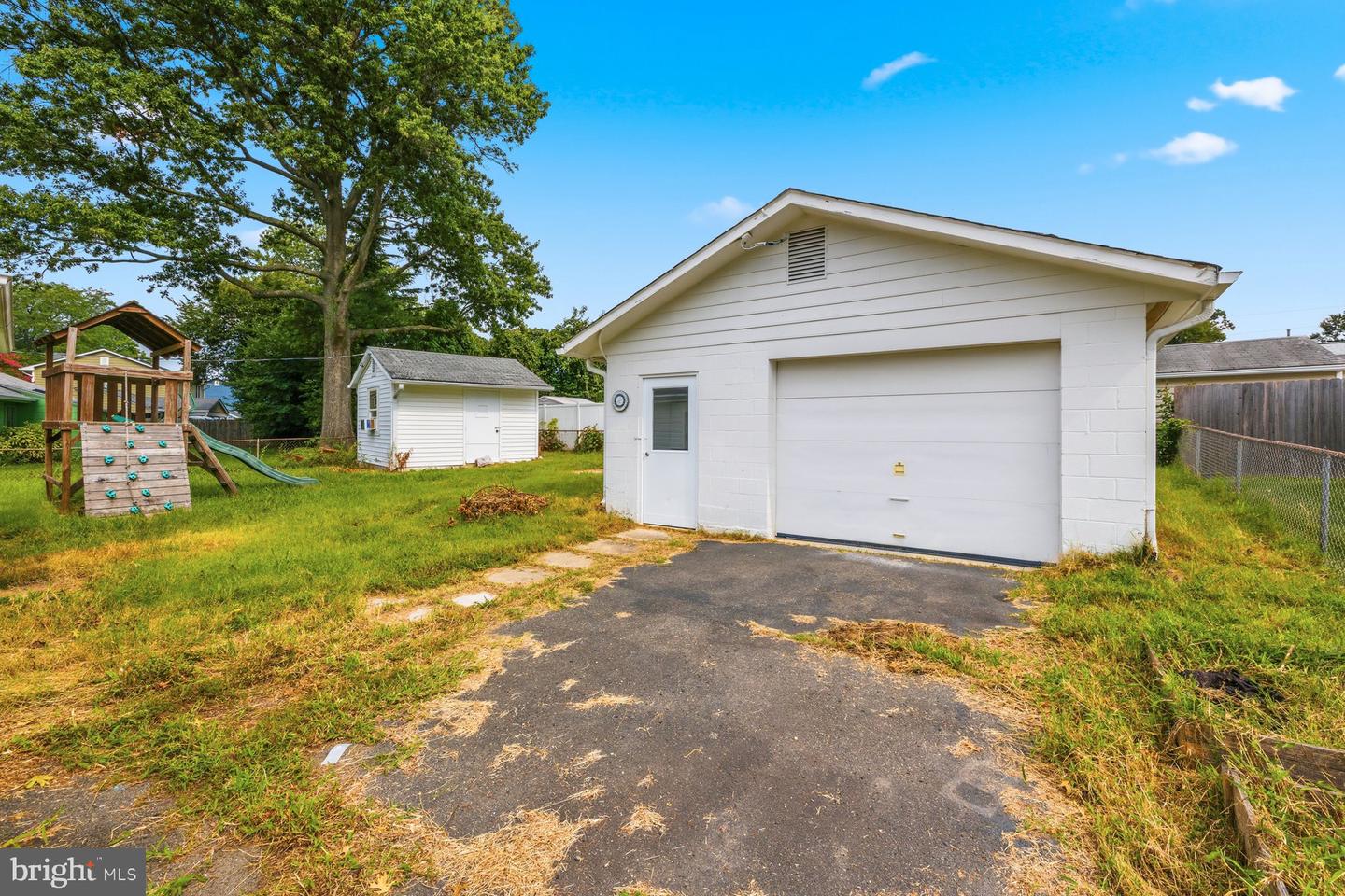 6607 Dorset Dr Property Photo 30
