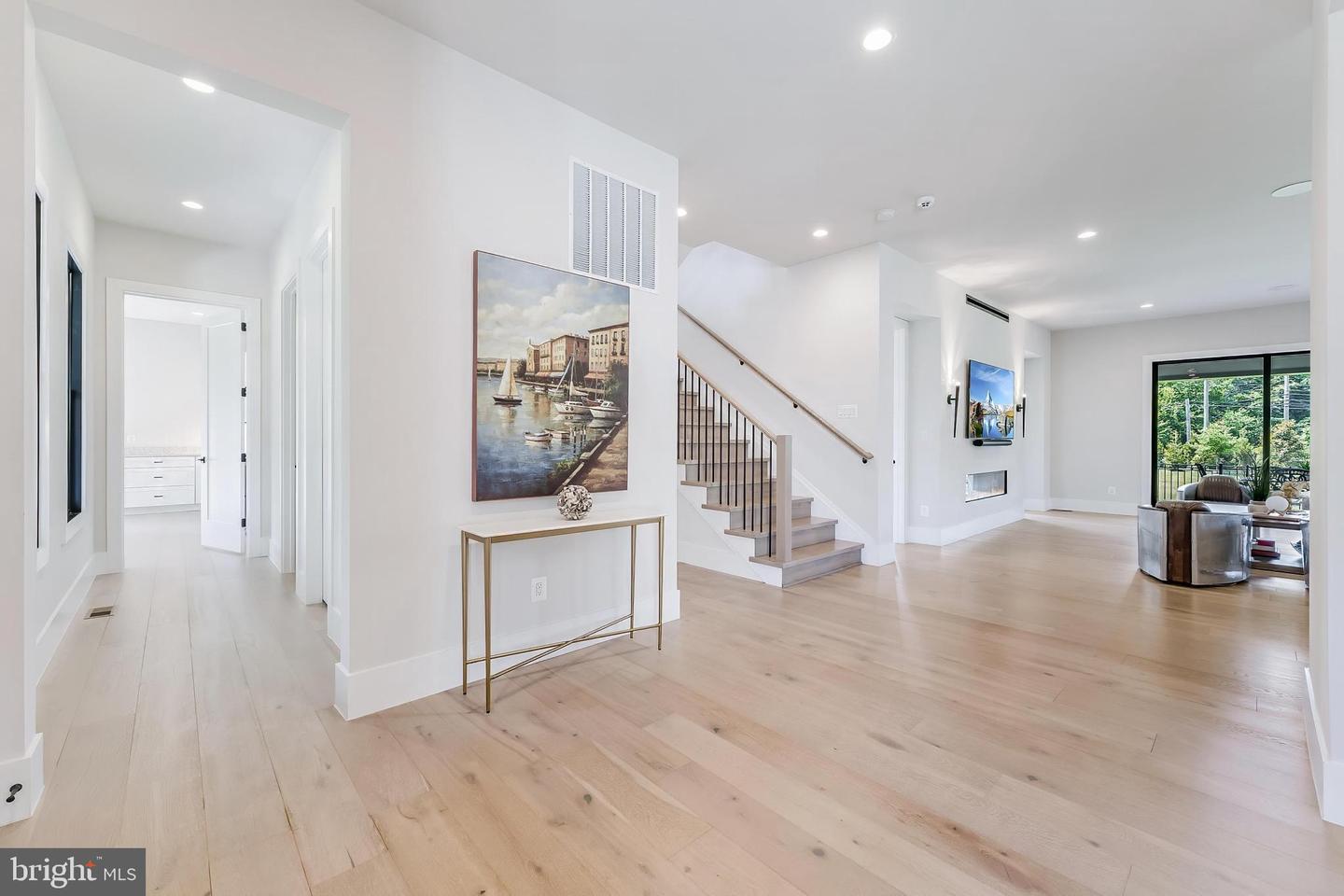 665 Stratford Hill Ct Property Photo 14
