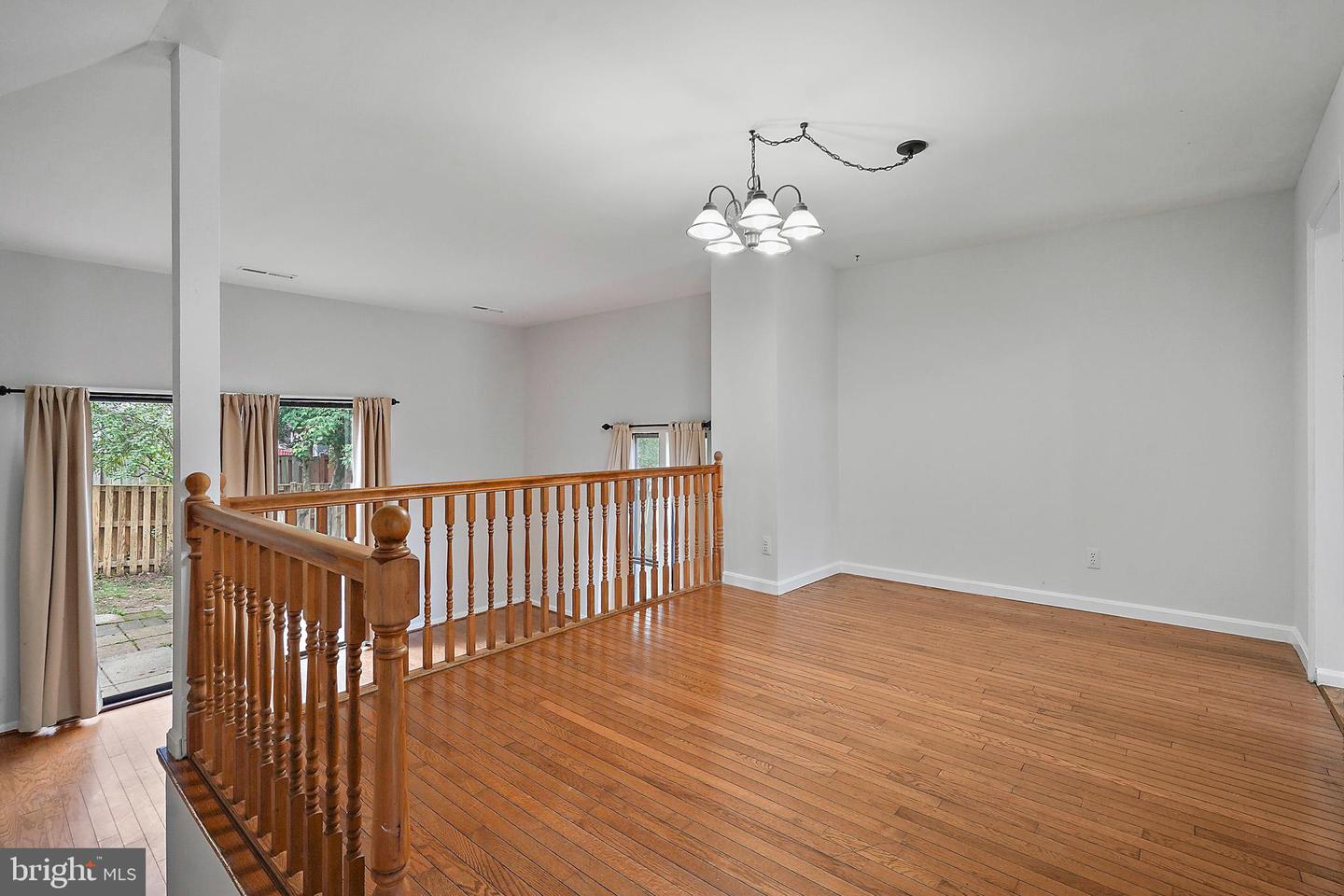 6351 Rockshire St Property Photo 7