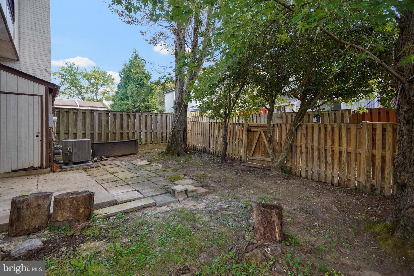 6351 Rockshire St Property Photo 33