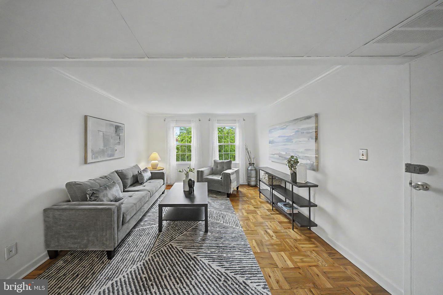 6607 Potomac Ave #c2 Property Photo 2