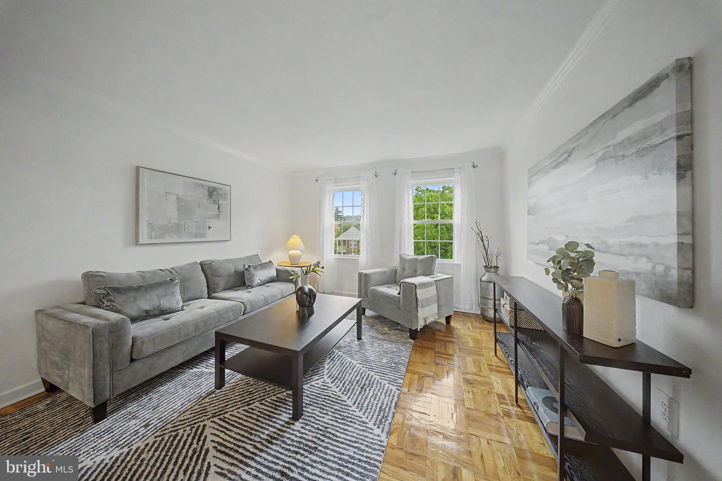6607 Potomac Ave #c2 Property Photo 3