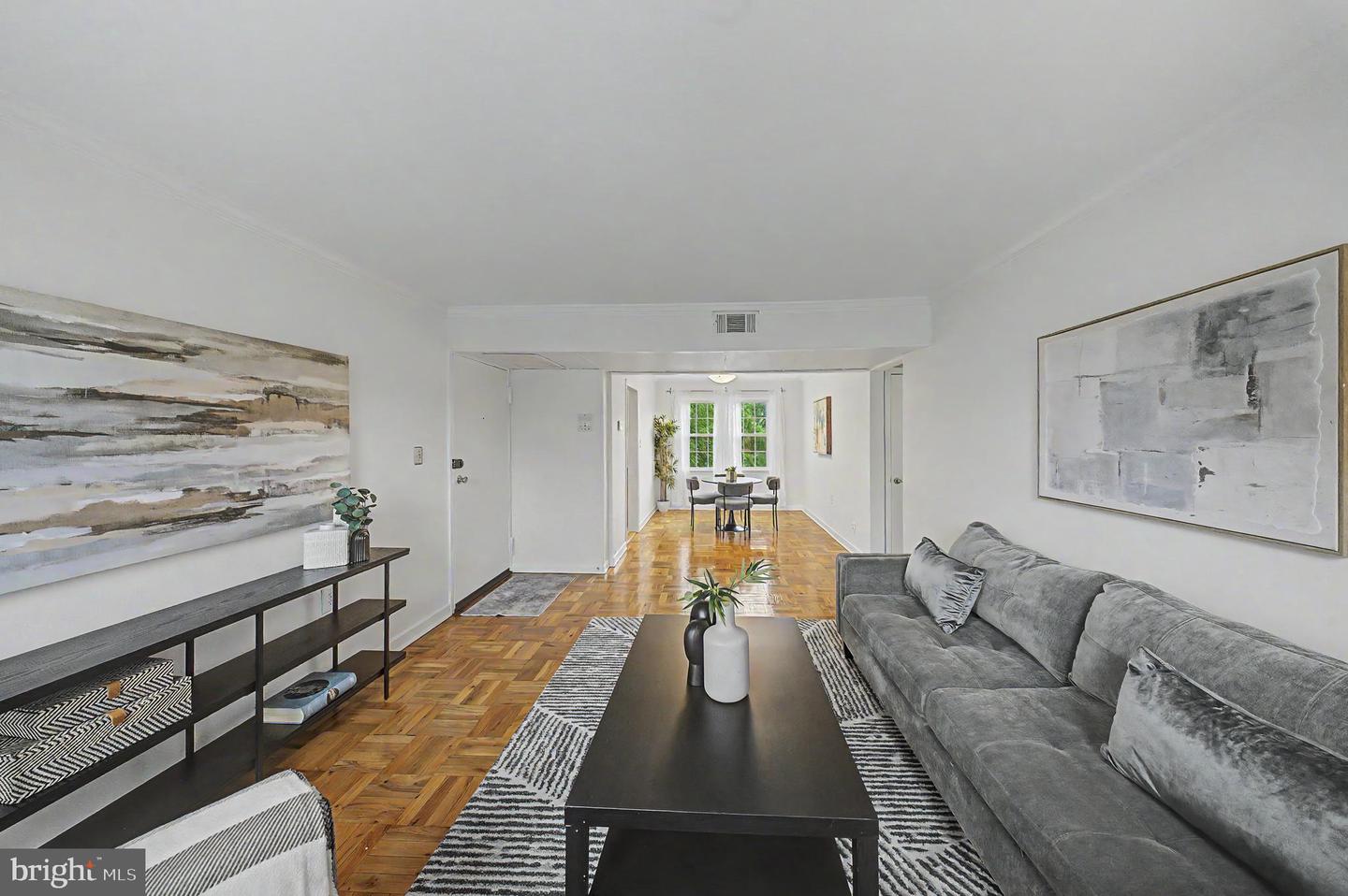 6607 Potomac Ave #c2 Property Photo 4
