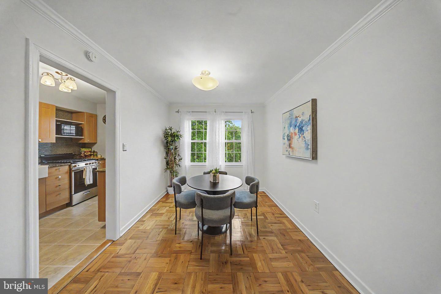 6607 Potomac Ave #c2 Property Photo 7