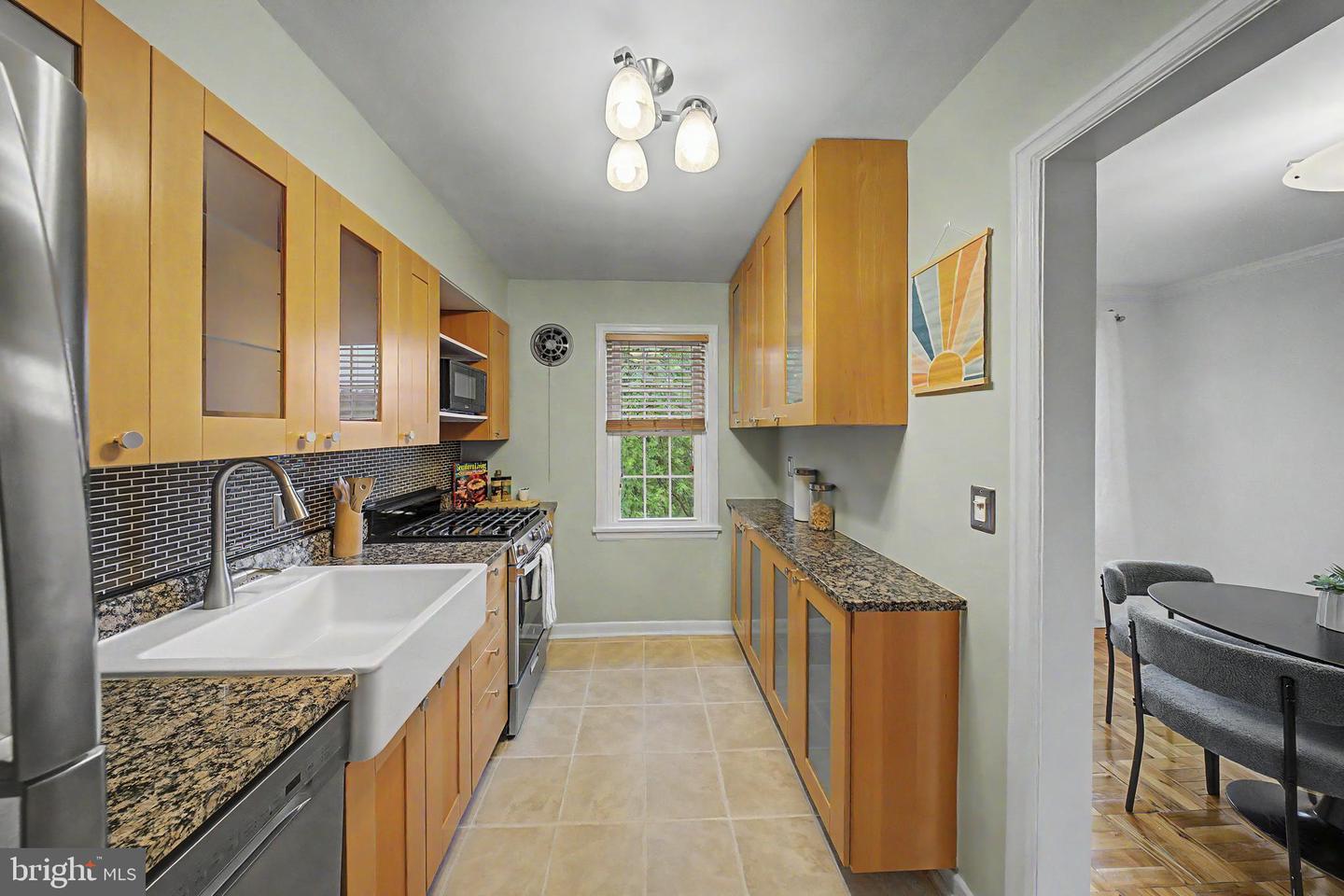 6607 Potomac Ave #c2 Property Photo 13