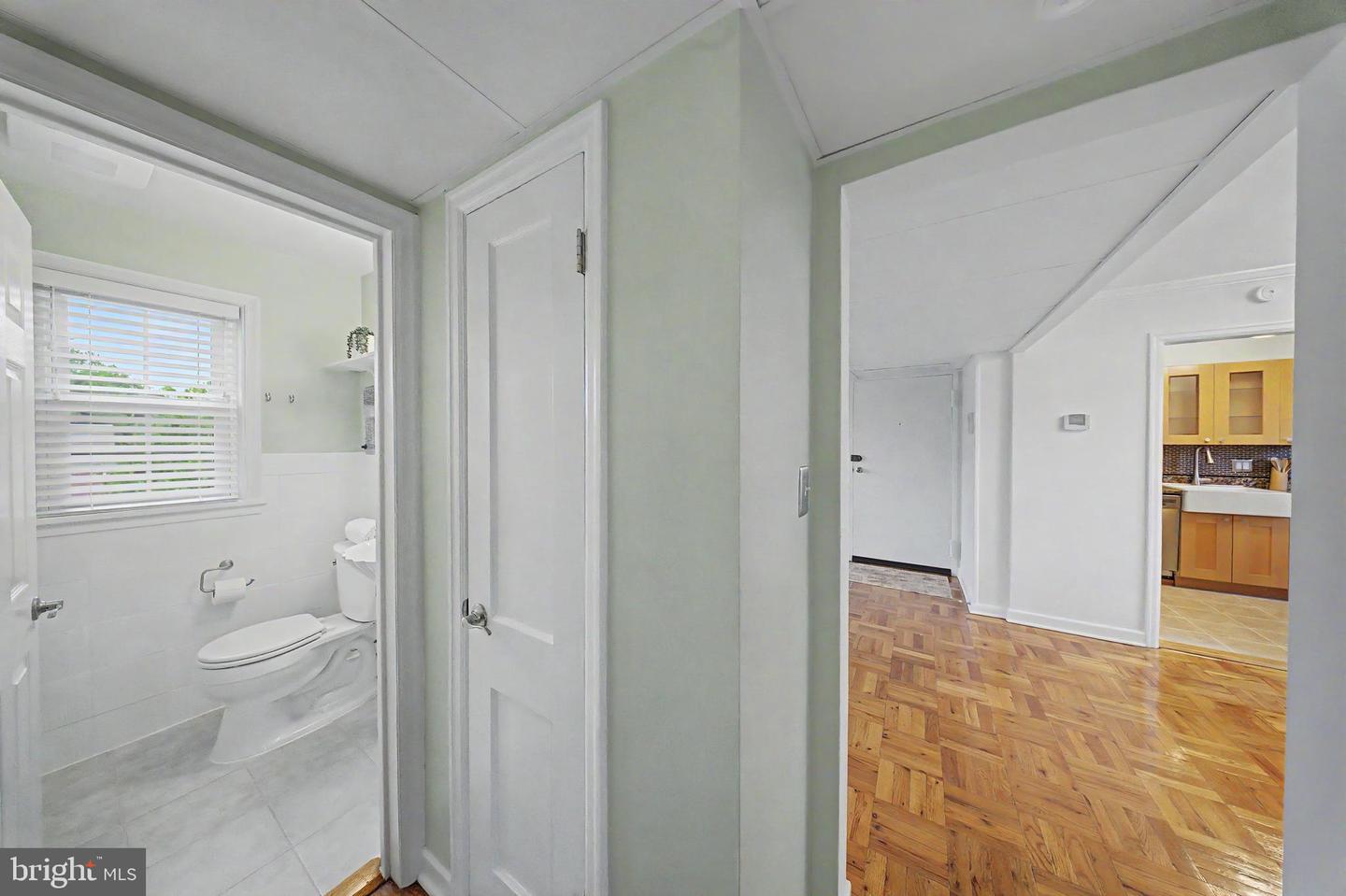 6607 Potomac Ave #c2 Property Photo 24
