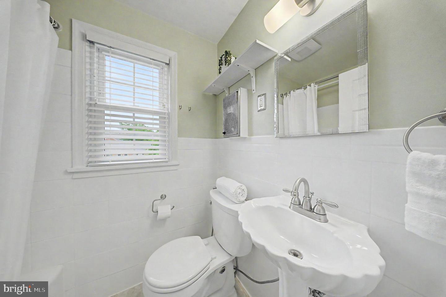 6607 Potomac Ave #c2 Property Photo 25