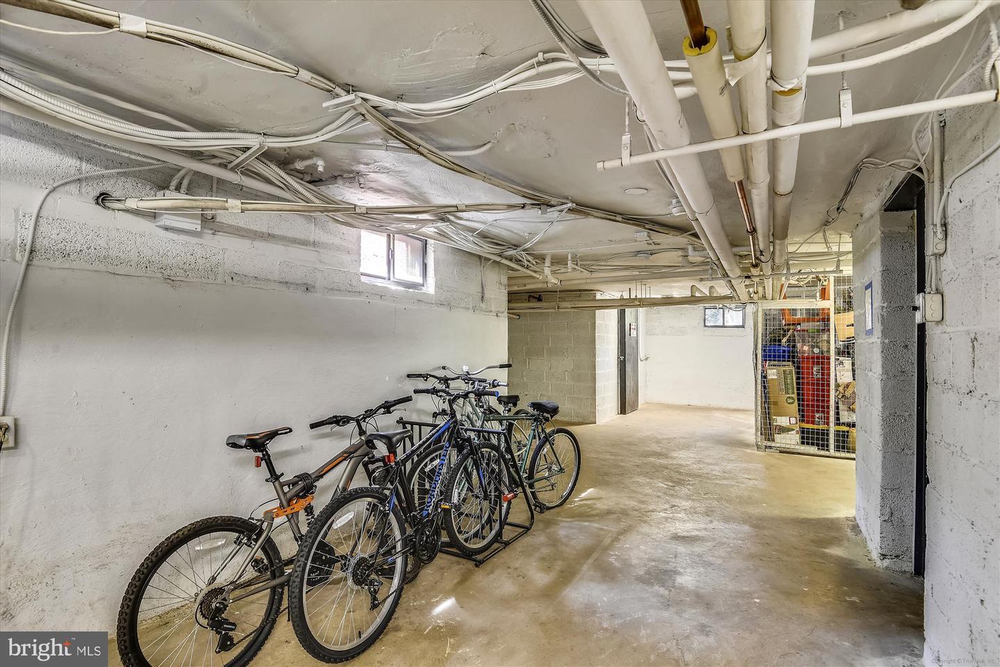 6607 Potomac Ave #c2 Property Photo 39