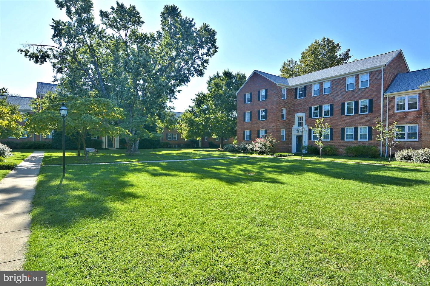 6607 Potomac Ave #c2 Property Photo 44