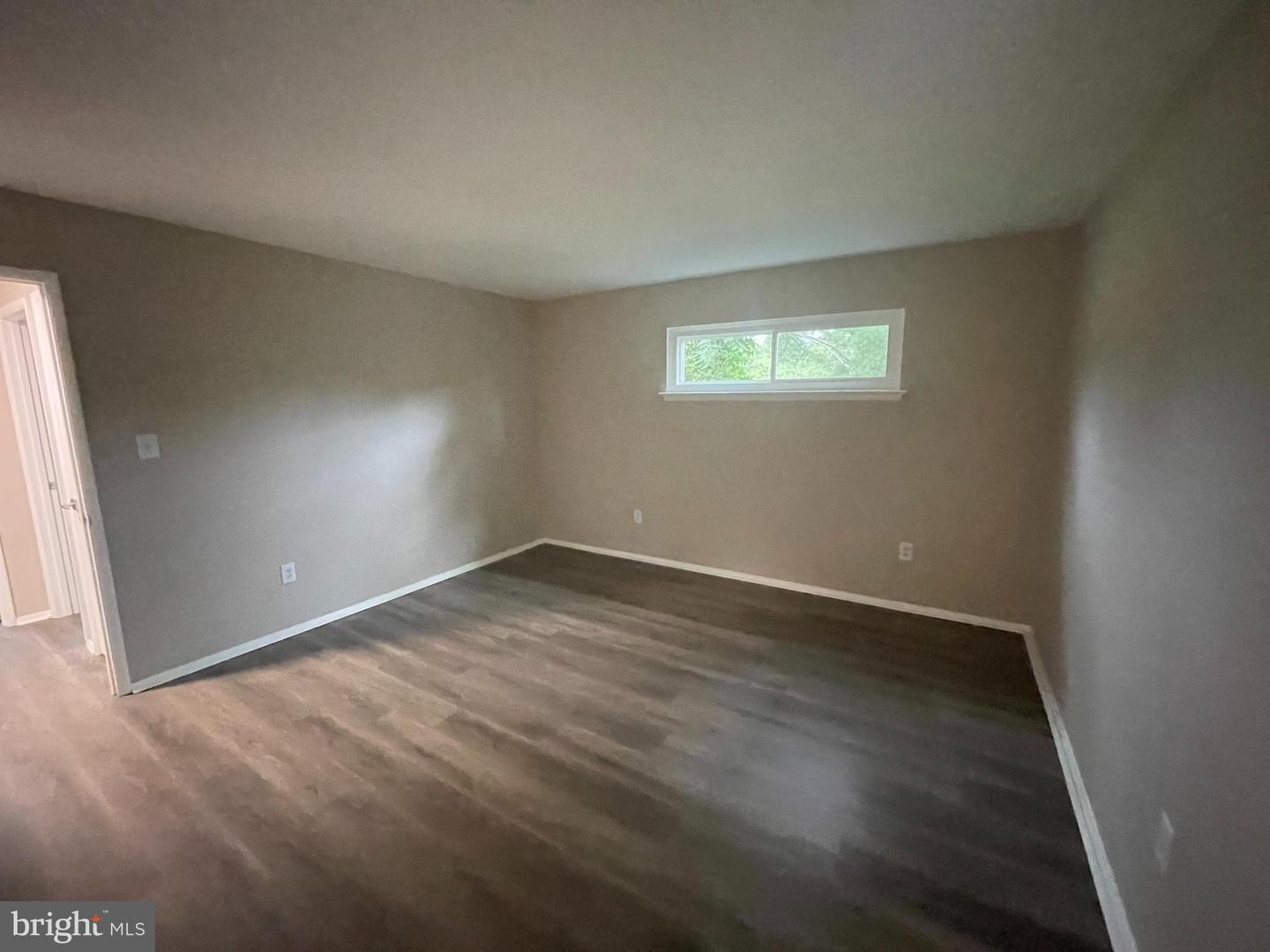 6403 Greeley Blvd Property Photo 8