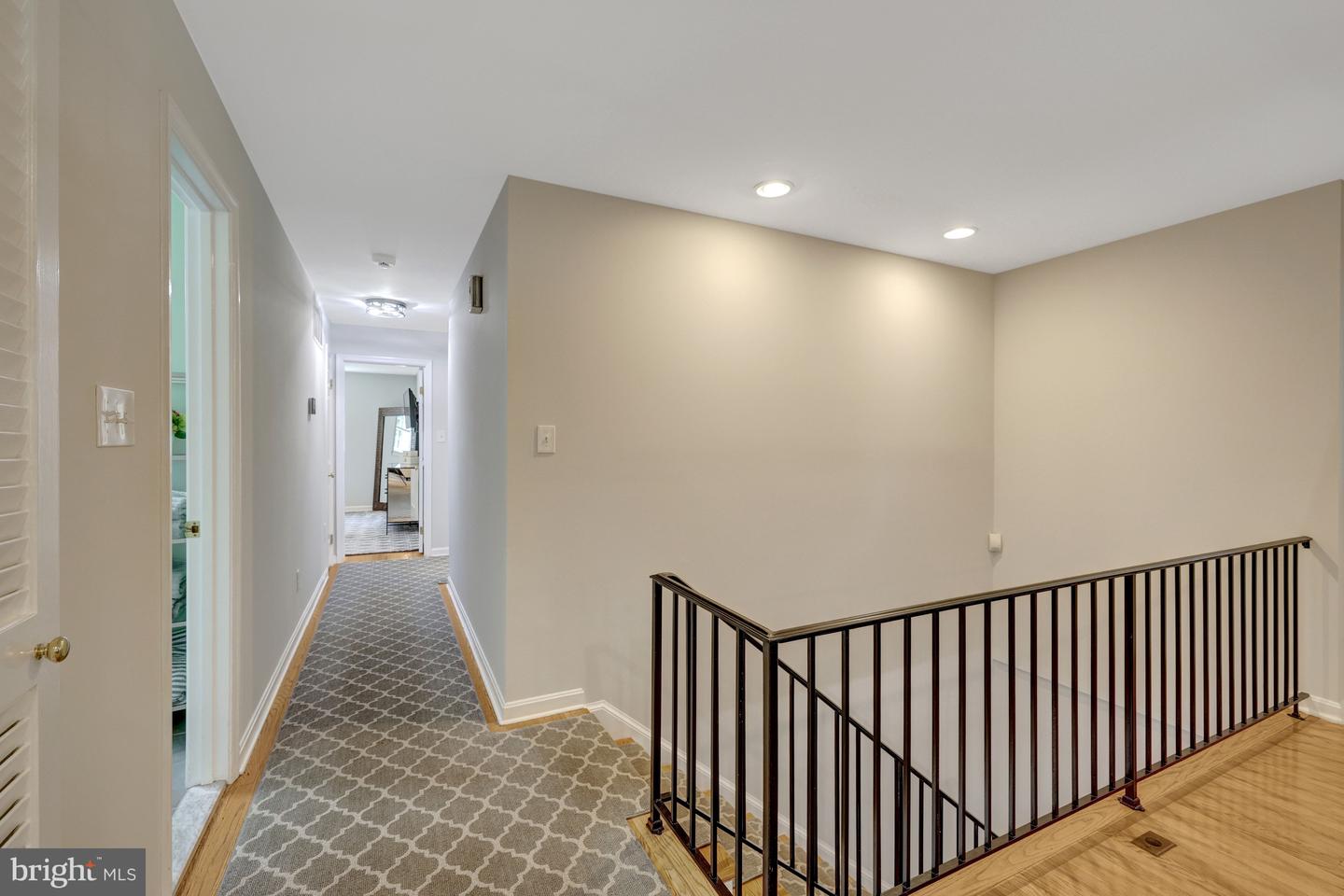 8006 Birnam Wood Dr Property Photo 33