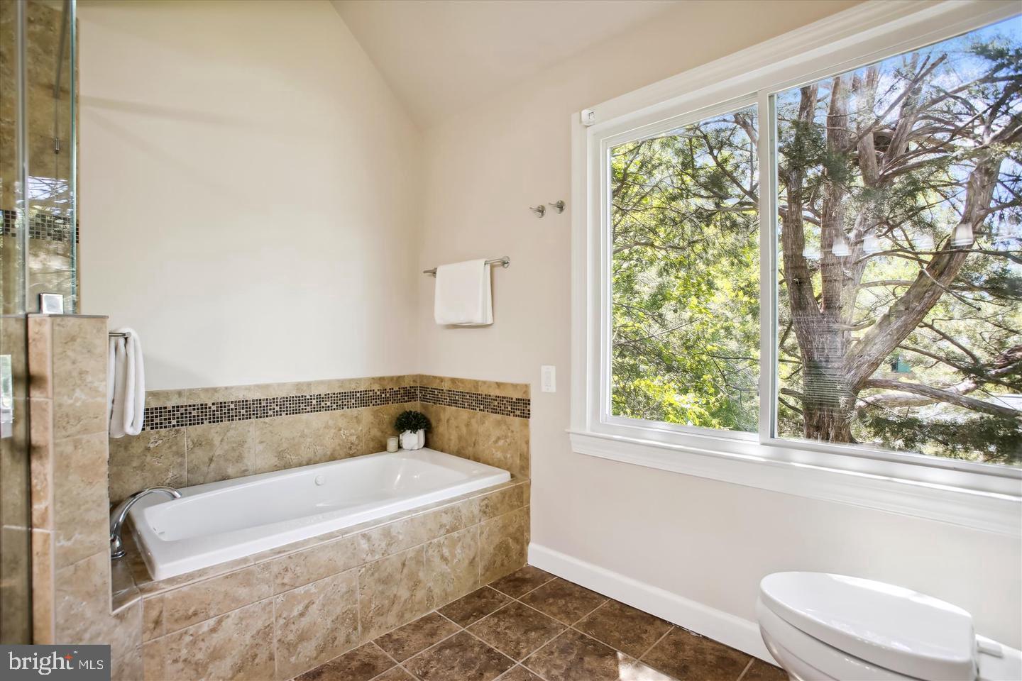 2041 Westmoreland St Property Photo 27