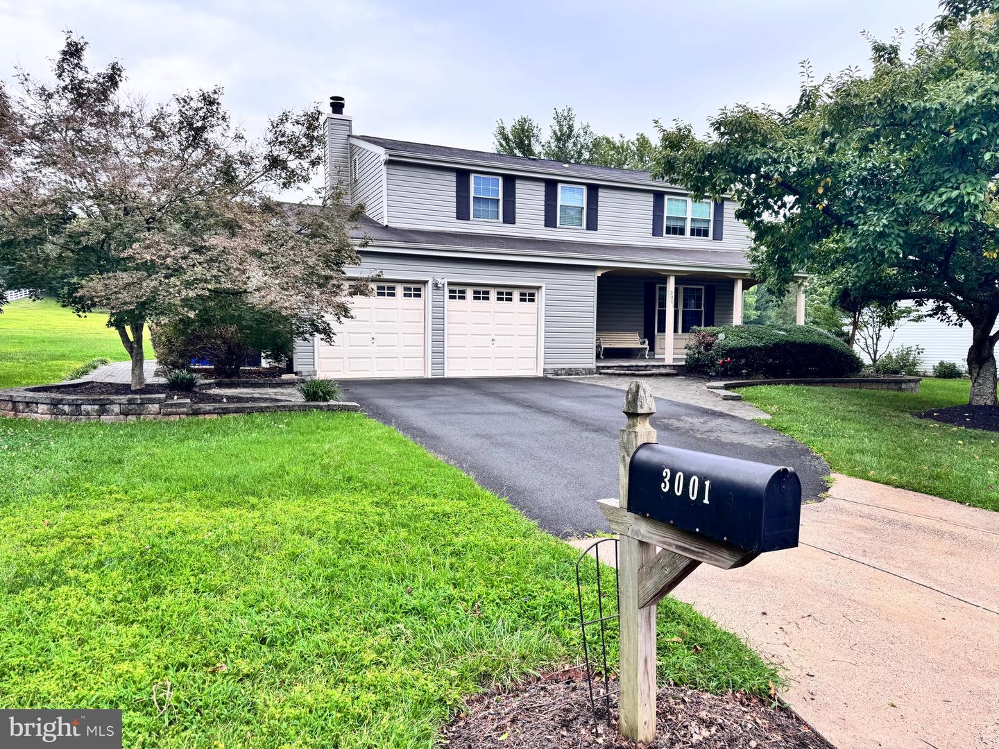 3001 Gatepost Ln Property Photo 1
