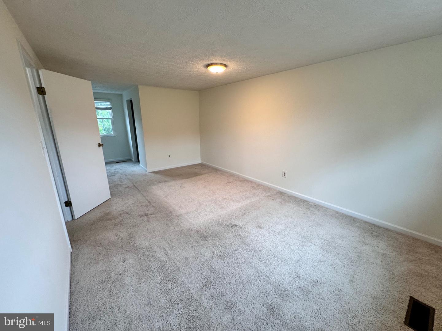 3001 Gatepost Ln Property Photo 11