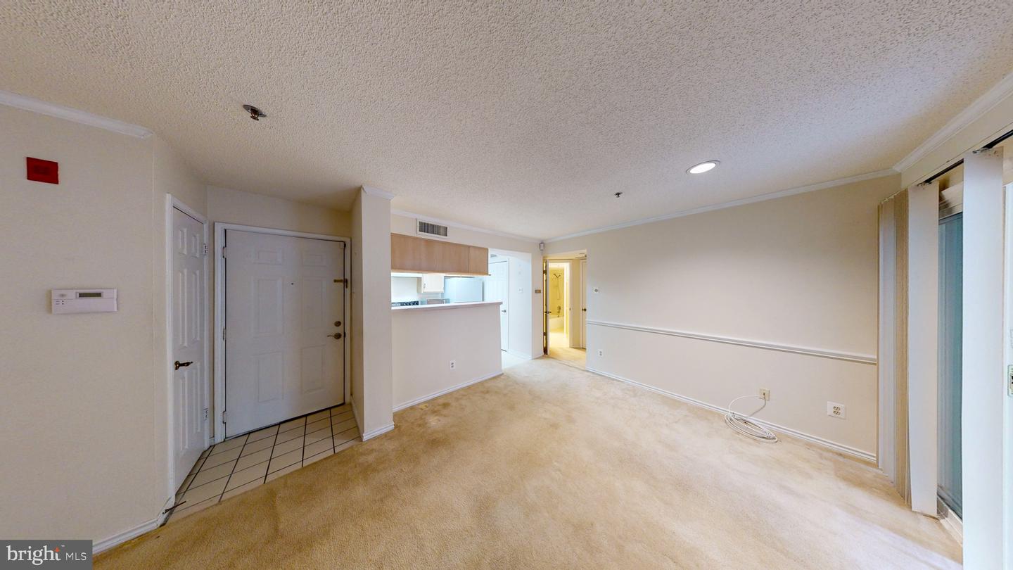 1504 Lincoln Way #108 Property Photo 5