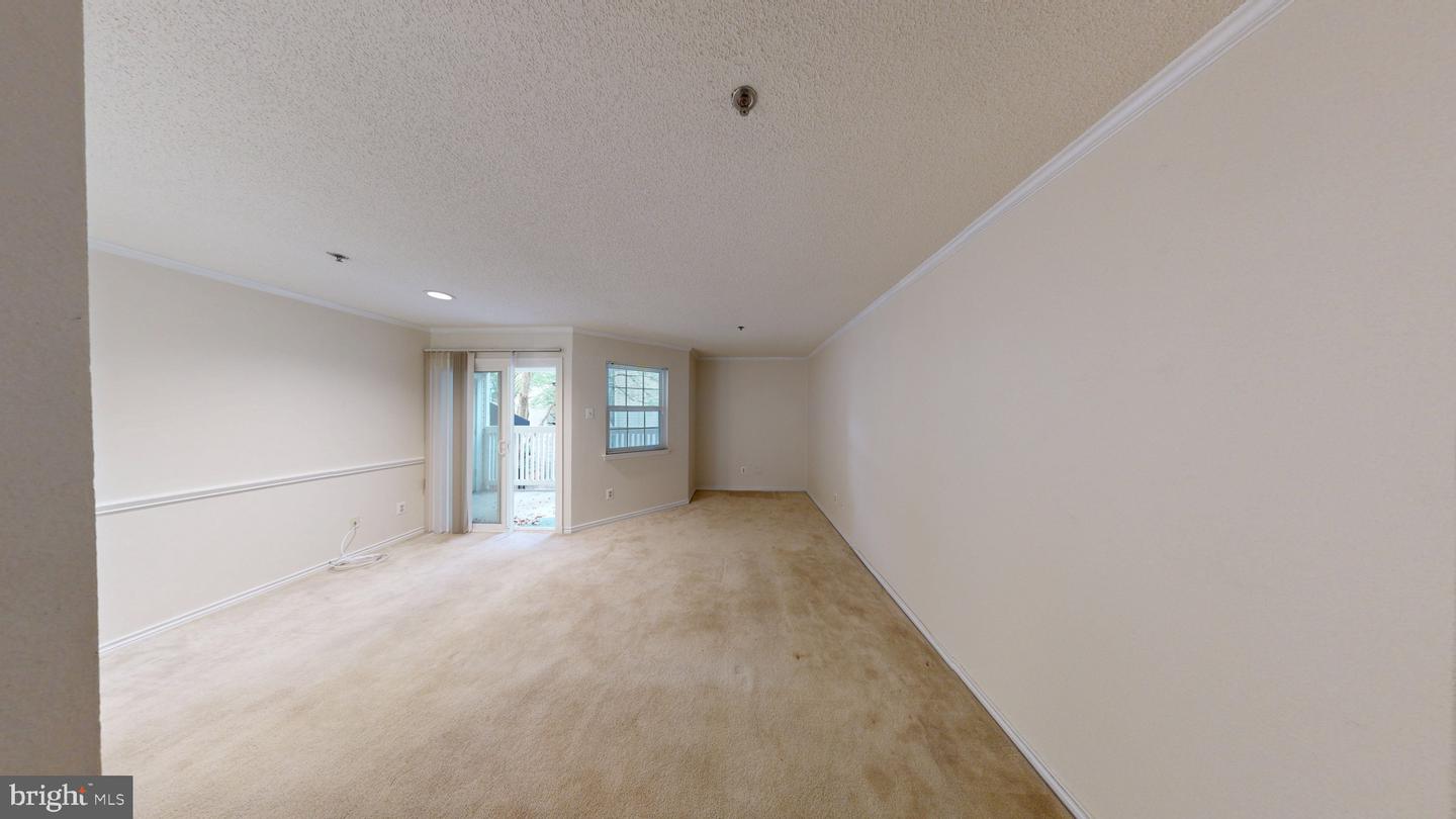 1504 Lincoln Way #108 Property Photo 7