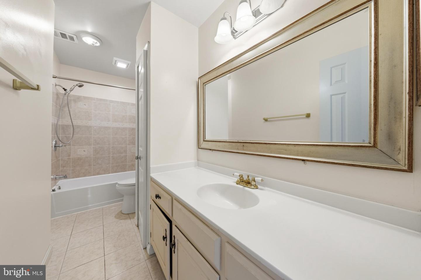 5420 Cabot Ridge Ct Property Photo 28