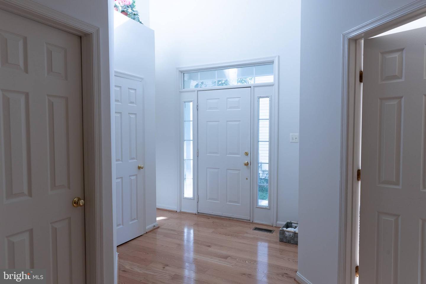 2051 Madrillon Rd Property Photo 3