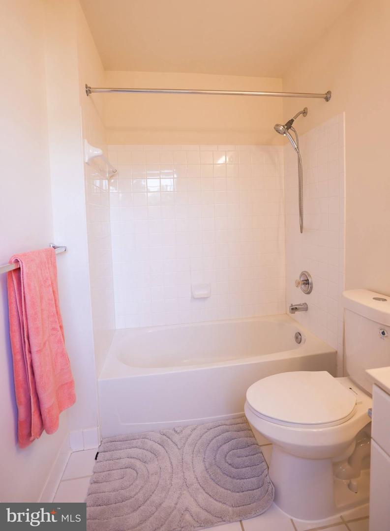 2051 Madrillon Rd Property Photo 23