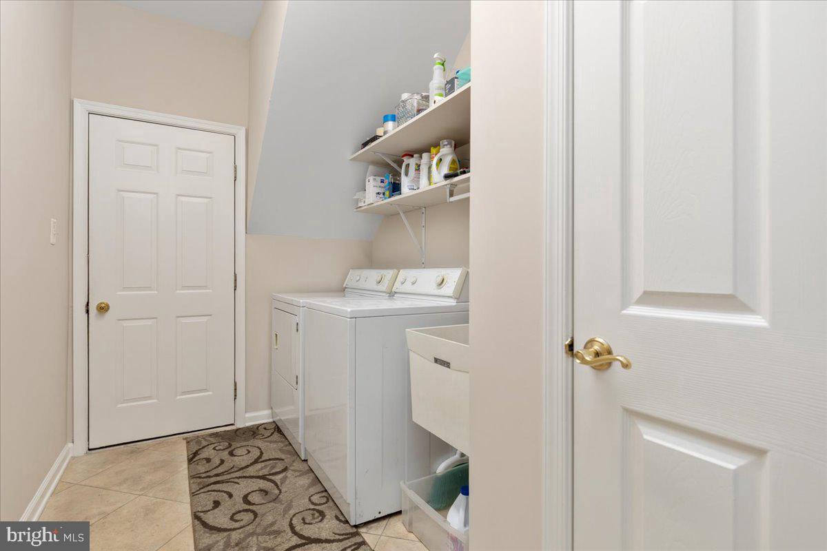 1501 Judd Ct Property Photo 17