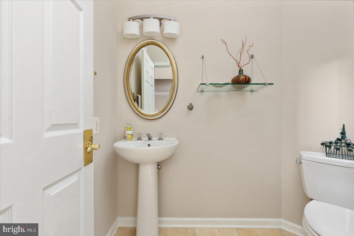 1501 Judd Ct Property Photo 18