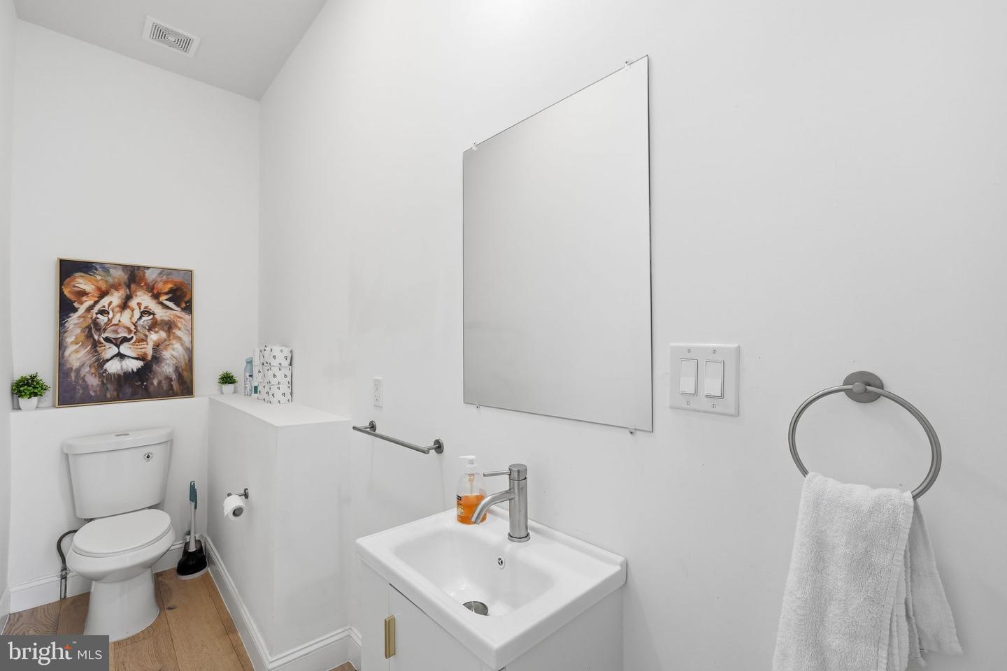 2301 Grove Ave Property Photo 35