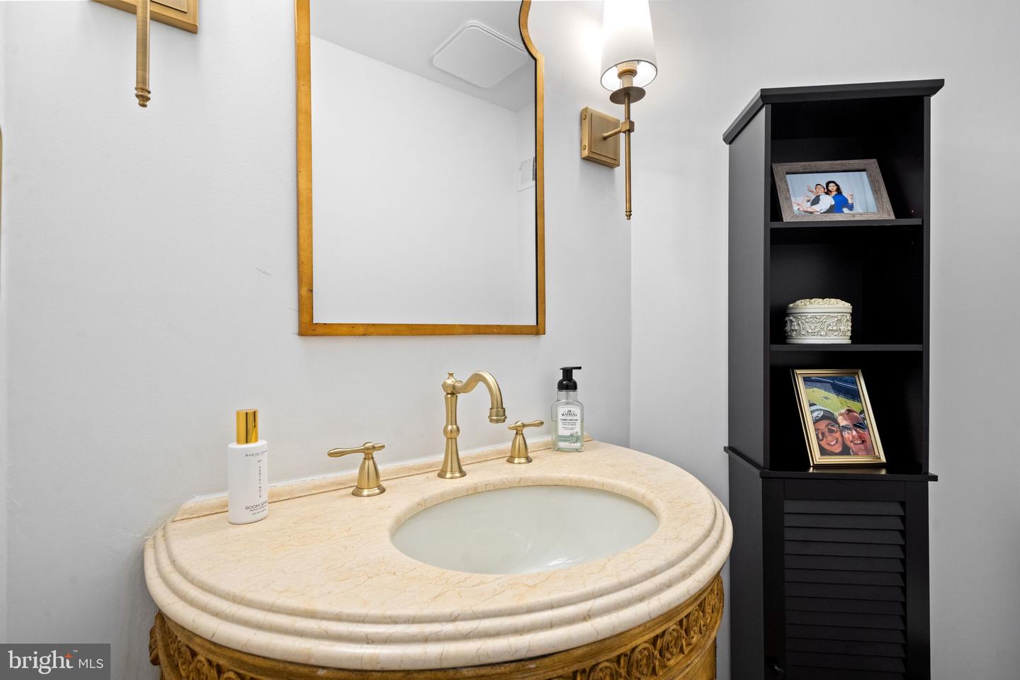 2237 Kings Garden Way Property Photo 6