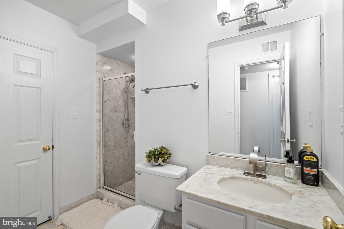 2237 Kings Garden Way Property Photo 18