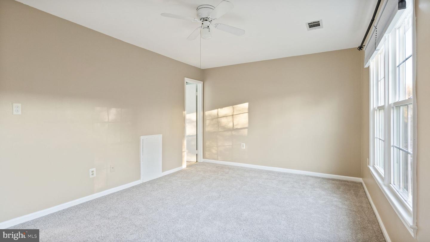 4453 Holly Ave Property Photo 21