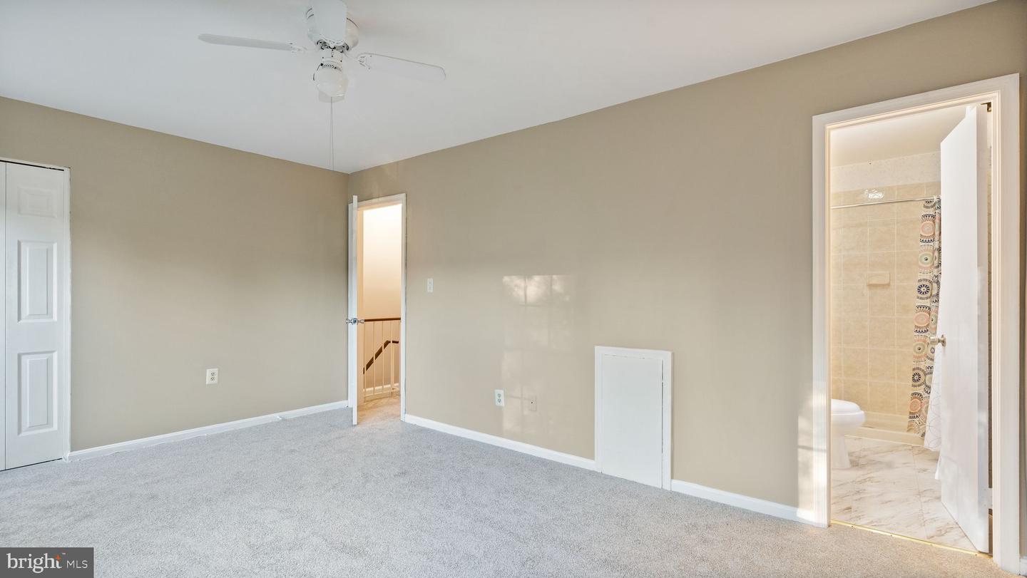 4453 Holly Ave Property Photo 22