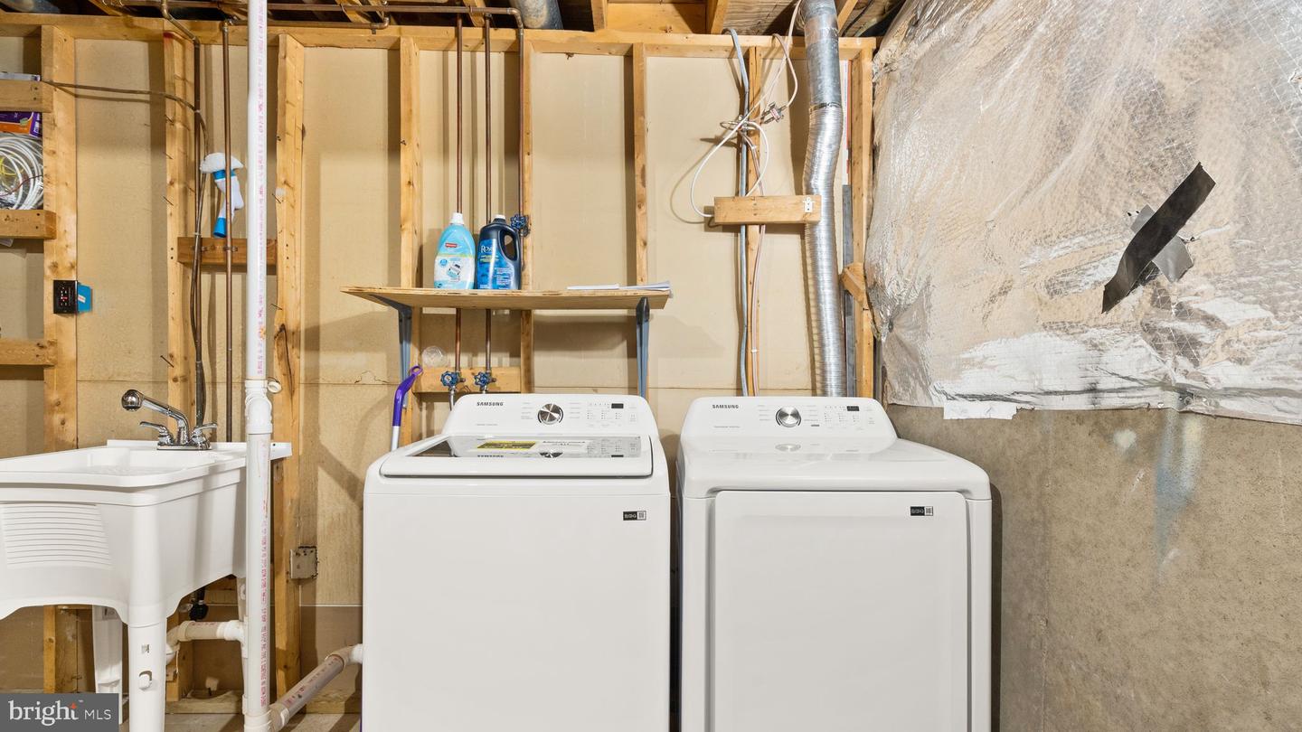 4453 Holly Ave Property Photo 40